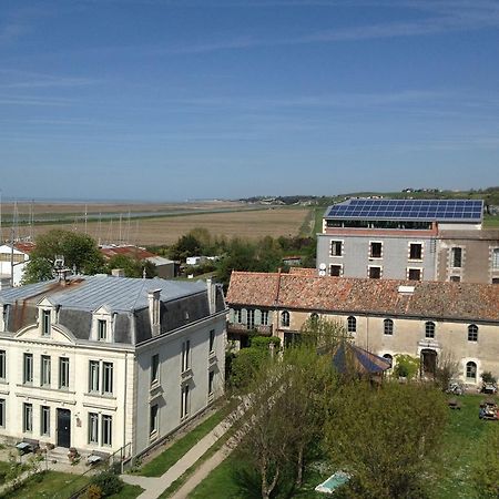 Hotel Le Domaine Du Meunier Mortagne-sur-Gironde Exterior foto
